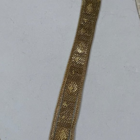 Celebrity NY Vintage gold tone mesh Tiger Eye bracelet signed - Picture 6 of 8